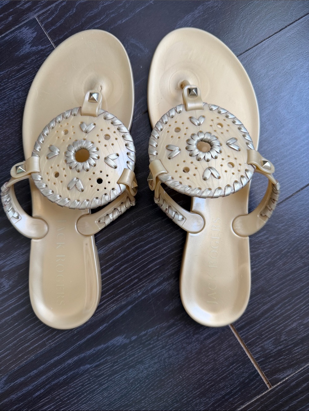 Jack Rogers Gold Women’s Jelly Sandals with Decorative Medallions Size 7